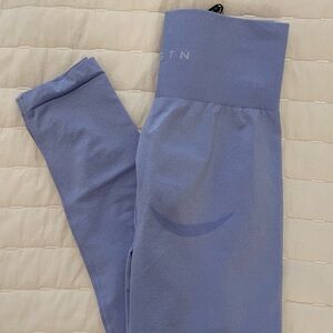 NVGTN periwinkle contour seamless leggings